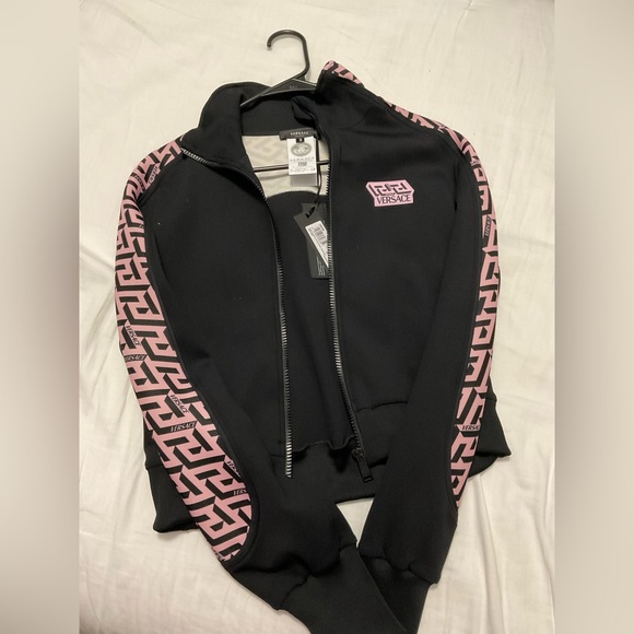 Versace Jackets & Blazers - Versace Greca Print Women's Jogger Jacket Black Size 5 1002080 Italy